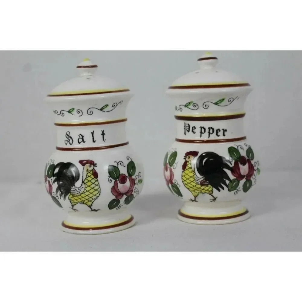 vintage salt pepper shakers 5inch tall